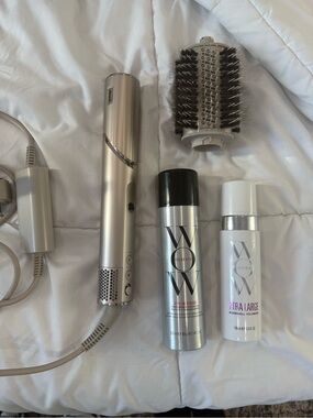 WW Volume Styling Spray Duo with Silver Hot Air Styler and Round Brush